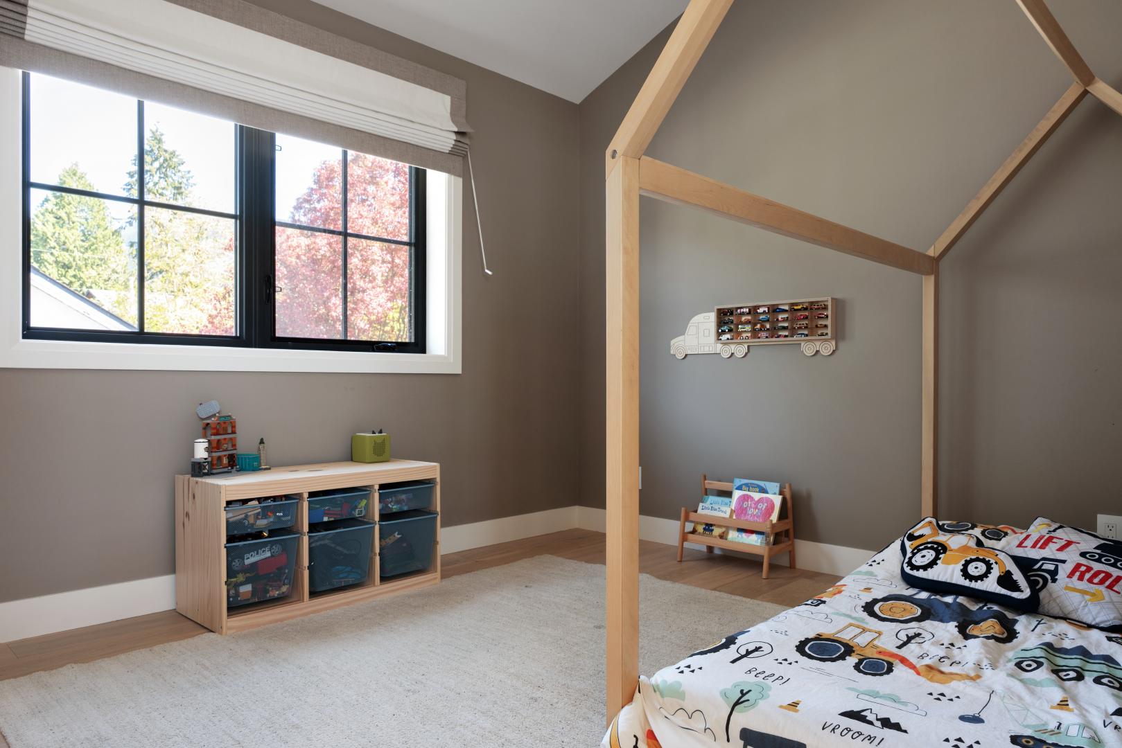 428 W 28th Street