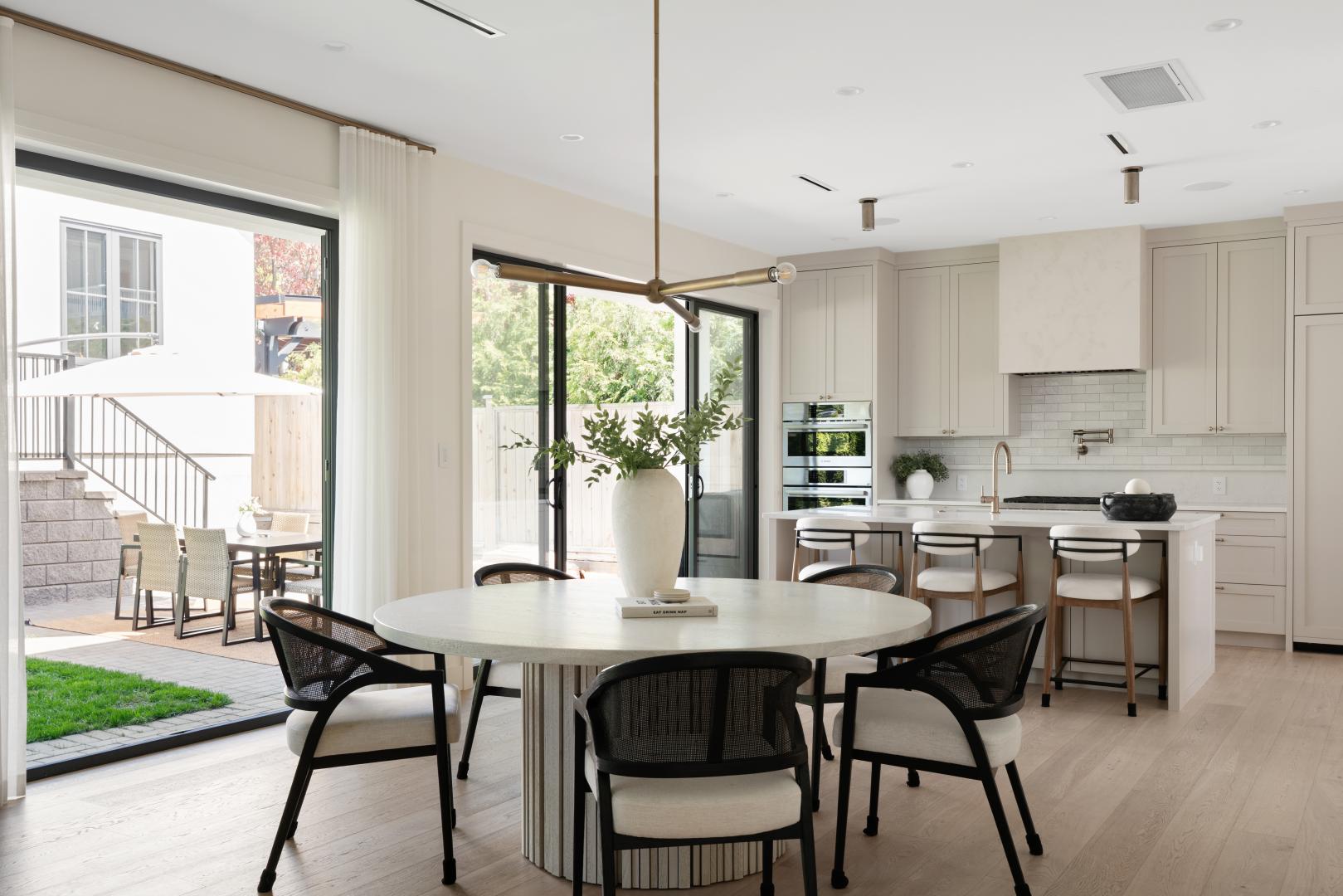 428 W 28th Street