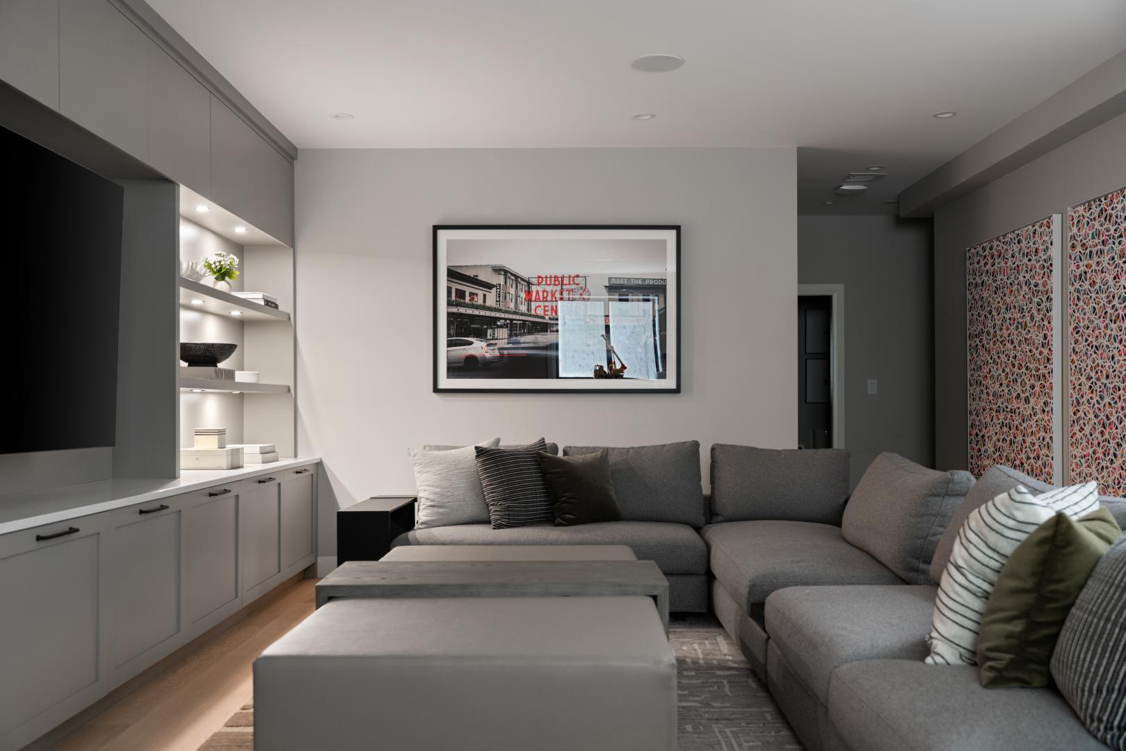 428 W 28th Street