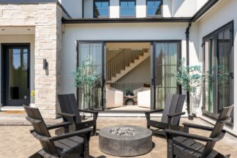428 W 28th Street