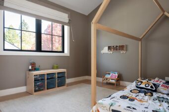 428 W 28th Street