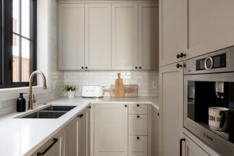 428 W 28th Street