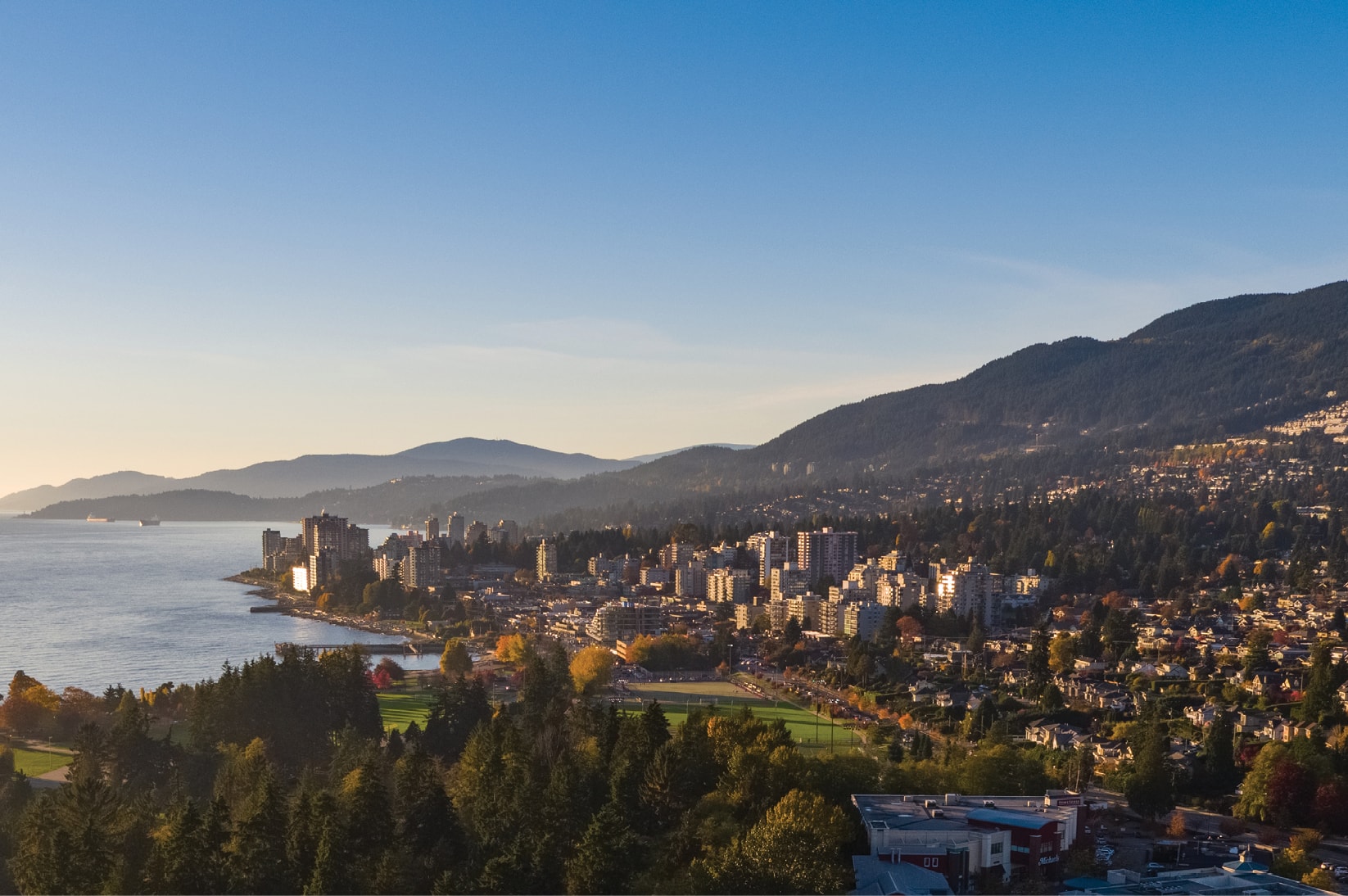 304 1327 MARINE DRIVE